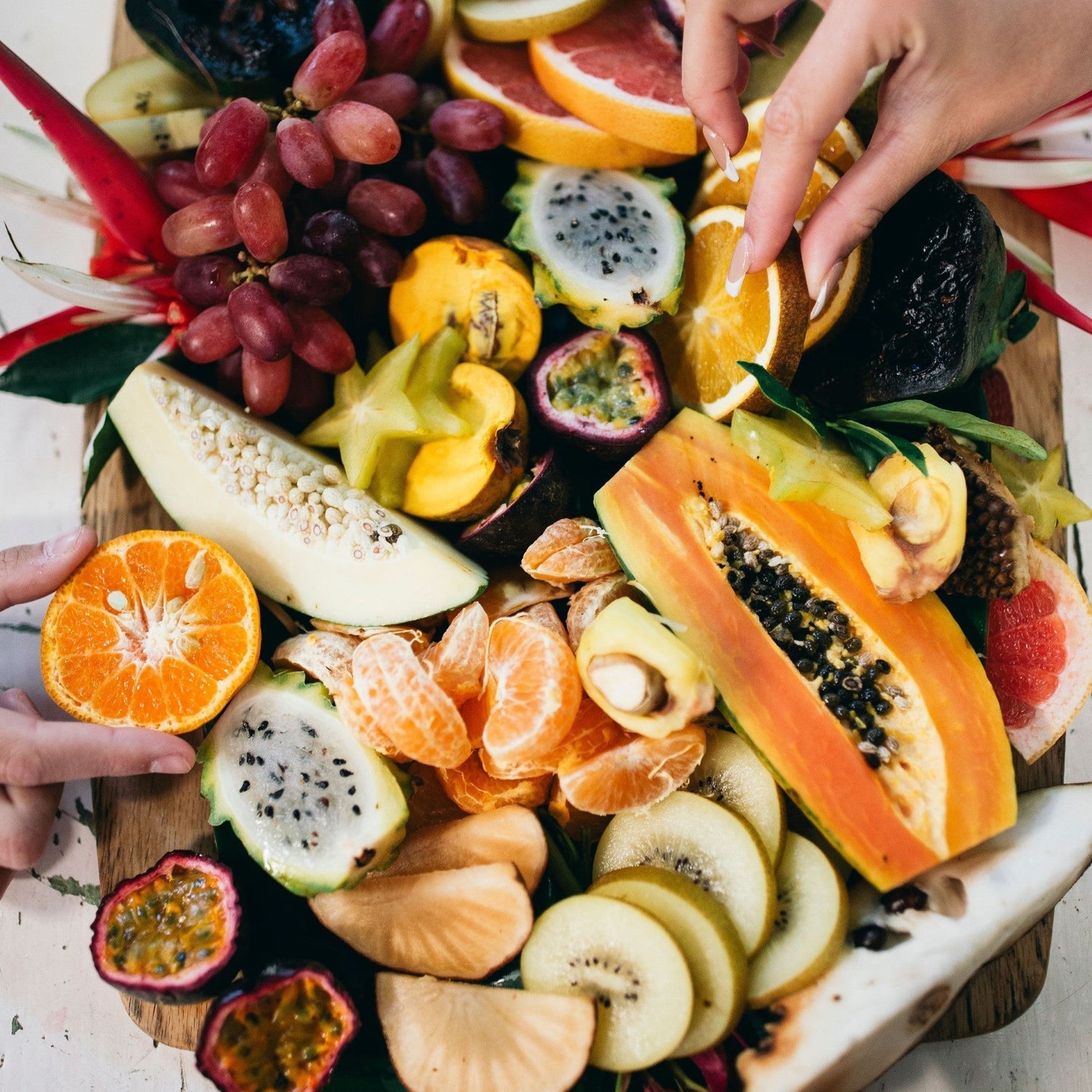 How to Build The Perfect Aussie Christmas Tropical Fruit Platter